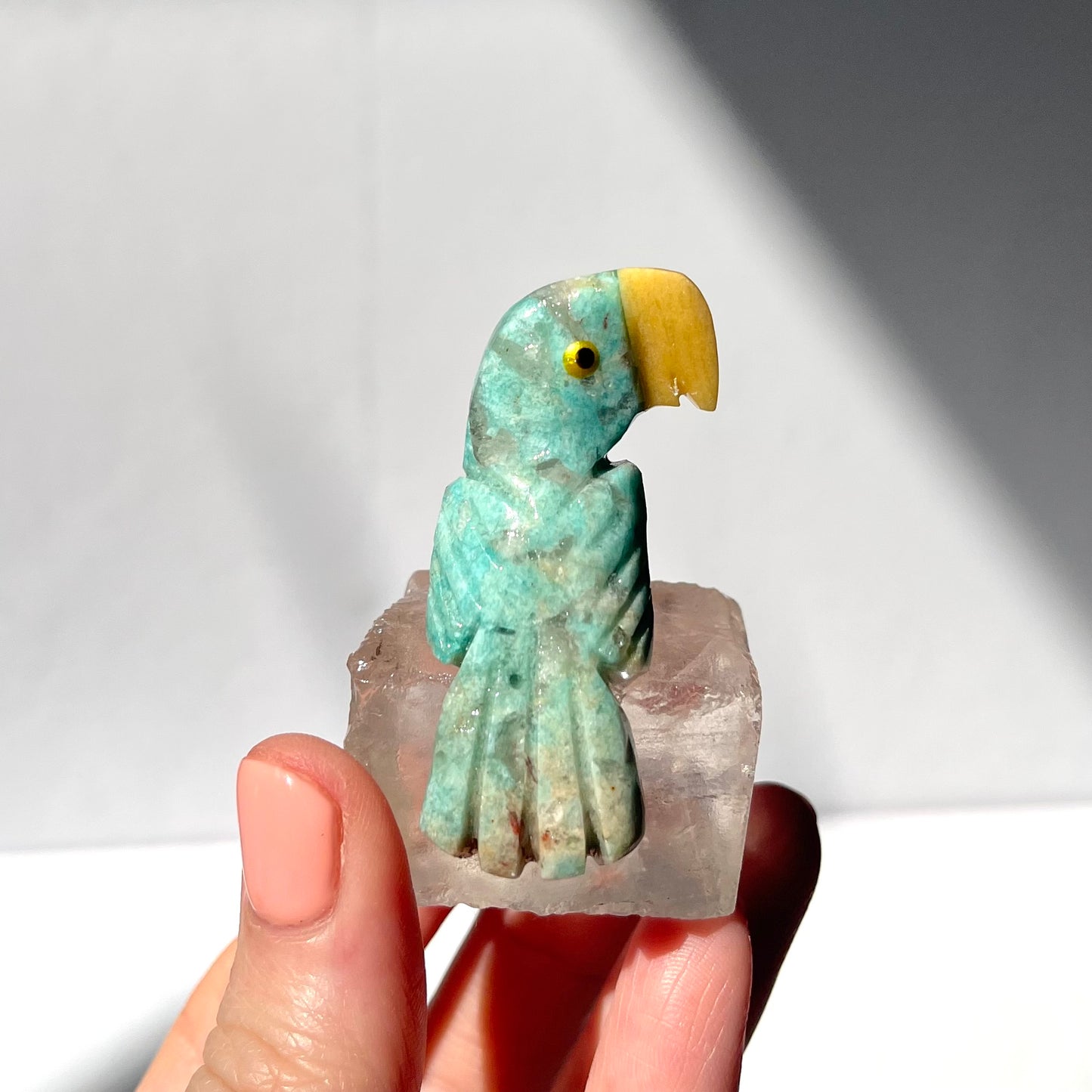 Crystal Parrot Carving / #27