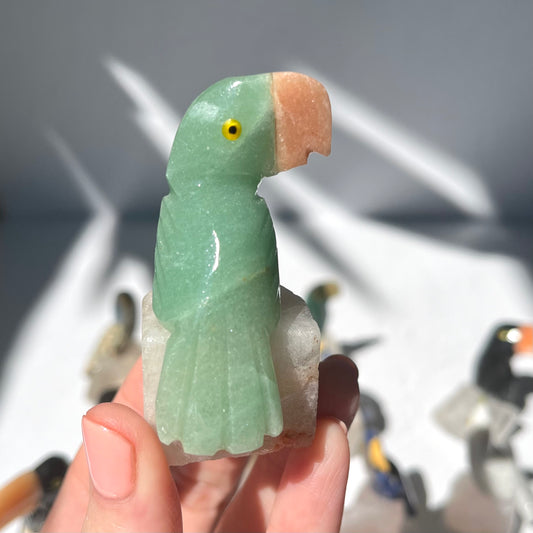 Crystal Parrot Carving / #29