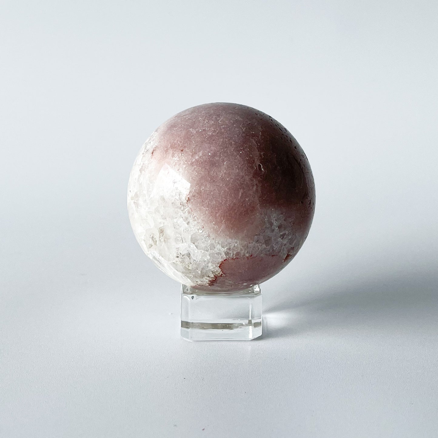 Pink amethyst Sphere (extra grade) / 276g