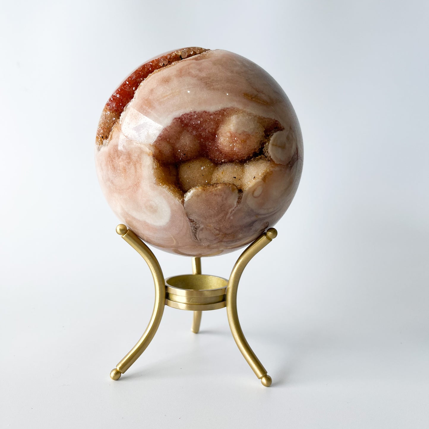 Pink Amethyst Sphere (gallery piece) / 2.090kg